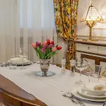 Apartment Center - In The Elegant Heart Of