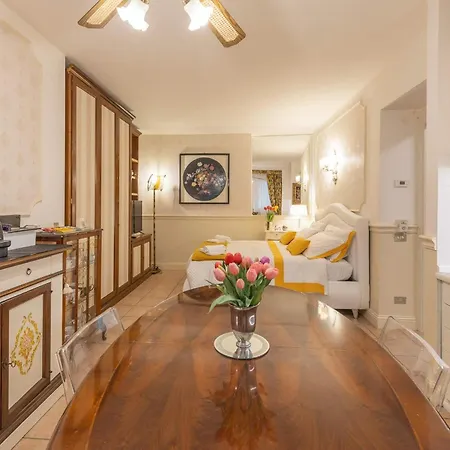 Center - In The Elegant Heart Of