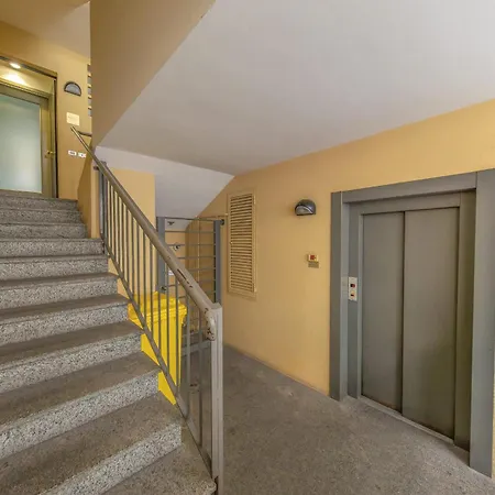 Apartament Center - In The Elegant Heart Of *