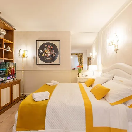 Lejlighed Center - In The Elegant Heart Of *