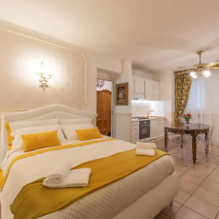 Center - In The Elegant Heart Of Lecco